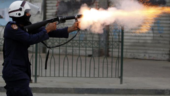 النظام البحريني يستخدم أسلحة جرثومية لقمع الثوار